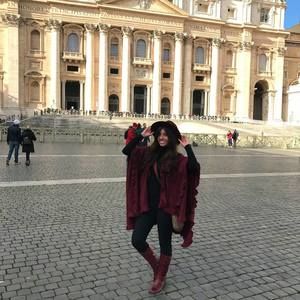 Meet your Posher, Carissa